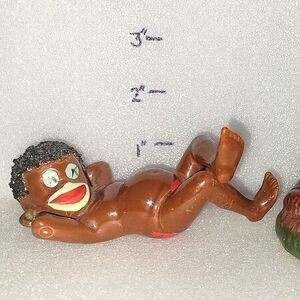 Set pre 1952 ceramic figures